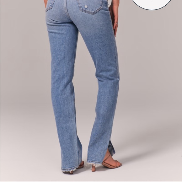 Like new! Abercrombie and fitch straight leg light wash split hem jeans! - Picture 2 of 6